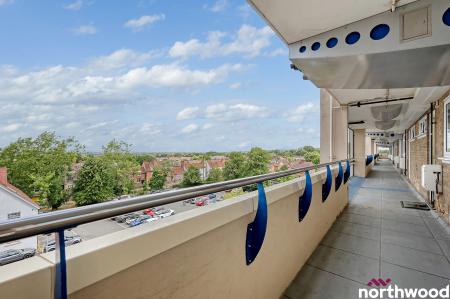 1 bedroom Flat for sale in The Vineyards, Great Baddow, CM2