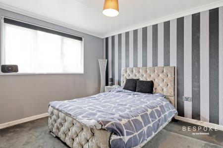 5 bedroom Semi-detached house for sale in Weaversfield, SIlver End, CM8