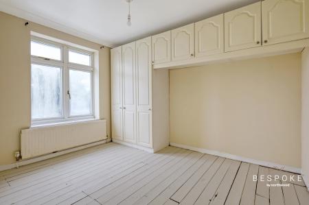 5 bedroom Semi-detached house for sale in Weaversfield, SIlver End, CM8