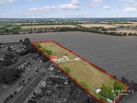 Weaversfield, SIlver End, CM8