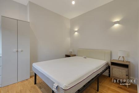 1 bedroom House share to let in Hubbard Close, Hornchurch, RM11