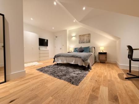 Hubbard Close, Hornchurch, RM11