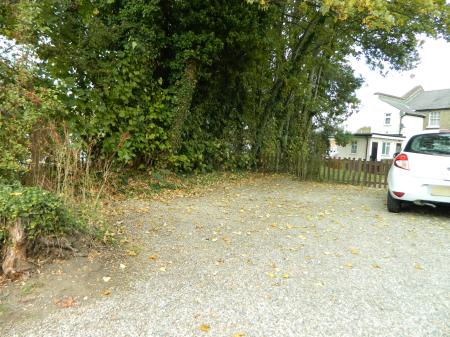 3 bedroom End of terrace house for sale in Baddow Road, Chelmsford, CM2