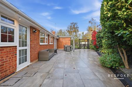 5 bedroom Bungalow for sale in Bramston Close, Great Baddow, CM2