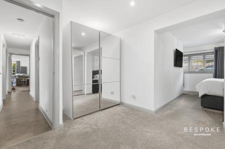 5 bedroom Bungalow for sale in Bramston Close, Great Baddow, CM2