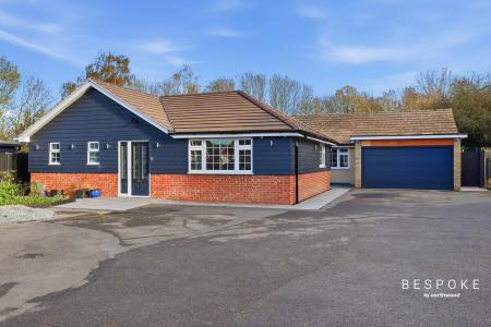5 bedroom Bungalow for sale in Bramston Close, Great Baddow, CM2