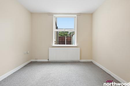 1 bedroom Ground floor maisonette to let in Rochford Road, Chelmsford, CM2