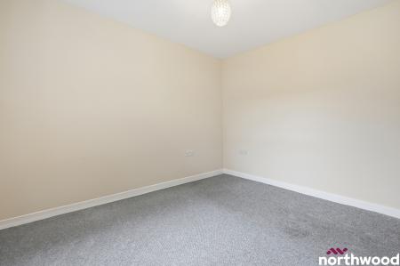 1 bedroom Ground floor maisonette to let in Rochford Road, Chelmsford, CM2