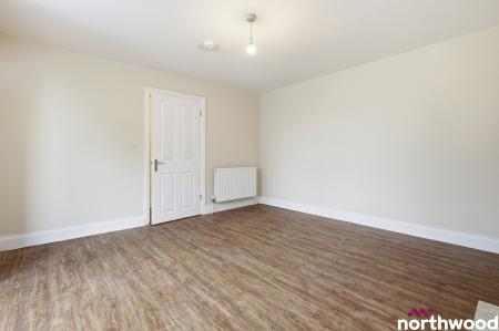 1 bedroom Ground floor maisonette to let in Rochford Road, Chelmsford, CM2