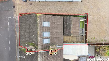 1 bedroom Ground floor maisonette to let in Rochford Road, Chelmsford, CM2