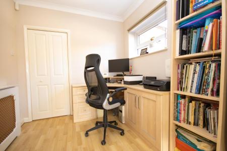 3 bedroom Semi-detached house for sale in Sebastian Avenue, Shenfield, CM15