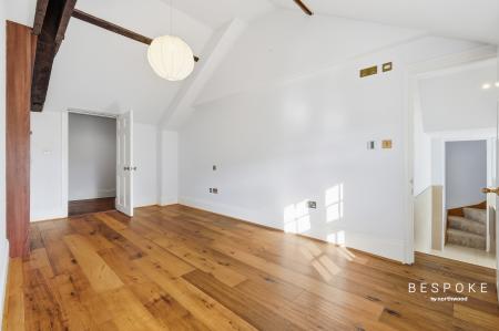 2 bedroom Apartment for sale in Danbury Palace Road, Danbury, CM3