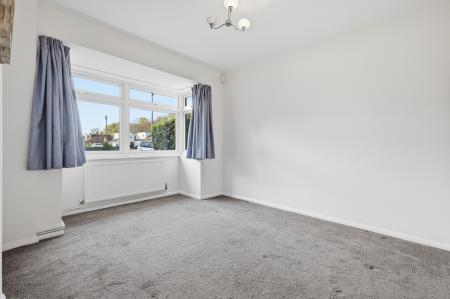 4 bedroom Semi-detached house for sale in Victors Crescent, Hutton, Brentwood, CM13