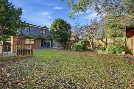 4 bedroom Semi-detached house for sale in Victors Crescent, Hutton, Brentwood, CM13