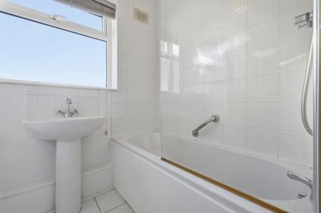 4 bedroom Semi-detached house for sale in Victors Crescent, Hutton, Brentwood, CM13