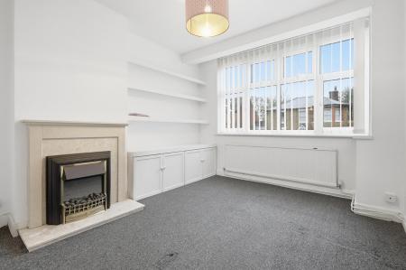 3 bedroom Semi-detached house for sale in Crescent Road, Warley, Brentwood, CM14