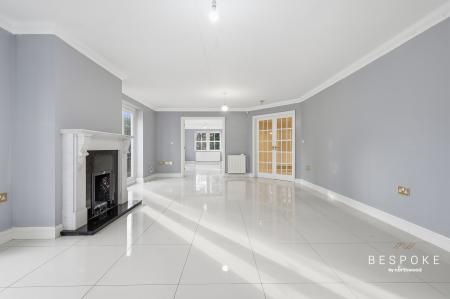 5 bedroom Detached house for sale in Arbour Lane, Springfield, Chelmsford, CM1