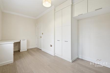 5 bedroom Detached house for sale in Arbour Lane, Springfield, Chelmsford, CM1