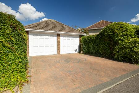 4 bedroom Detached house for sale in The Brambles, Southminster, CM0