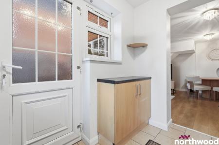 2 bedroom End of terrace house for sale in Ongar Road, Brentwood, CM15