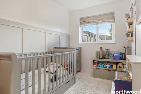 2 bedroom End of terrace house for sale in Ongar Road, Brentwood, CM15