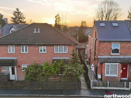 2 bedroom End of terrace house for sale in Ongar Road, Brentwood, CM15