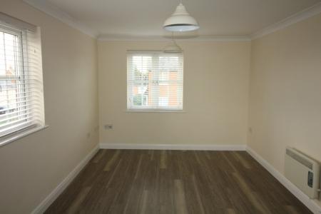 2 bedroom Flat for sale in Baden Powell Close, Great Baddow, CM2