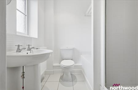 4 bedroom Terraced House for sale in Burghley Way, Chelmsford, CM2