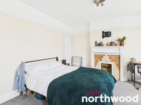 3 bedroom Maisonette to let in Coval Lane, Chelmsford, CM1