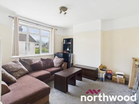 3 bedroom Maisonette to let in Coval Lane, Chelmsford, CM1