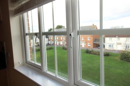 2 bedroom Flat to let in Baden Powell Close, Great Baddow, CM2