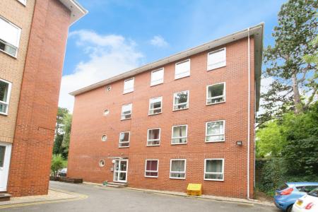 1 bedroom Flat to let in Leckhampton Place, Old Station Drive, Leckhampton, Cheltenham, GL53