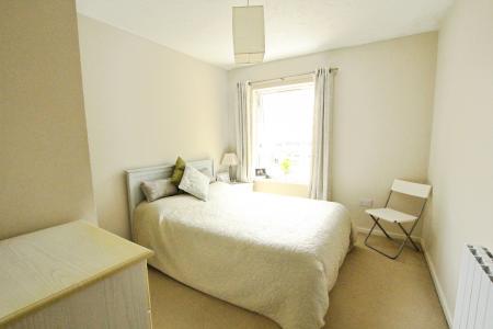 1 bedroom Flat to let in Leckhampton Place, Old Station Drive, Leckhampton, Cheltenham, GL53