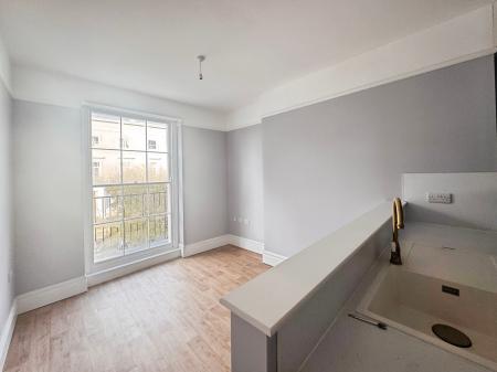 2 bedroom Flat to let in Grosvenor Street, Central, Cheltenham, GL52