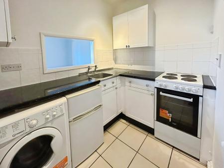 1 bedroom Flat to let in Bath Road, Central, Cheltenham, GL53