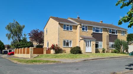 Three Sisters Lane, Prestbury, GL52