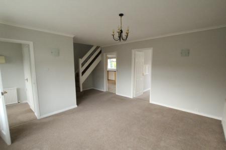 4 bedroom Semi-detached house to let in Three Sisters Lane, Prestbury, GL52