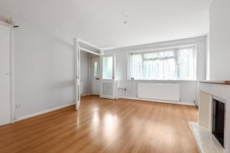 3 bedroom Semi-detached house to let in Mandarin Way, Wymans Brook, Cheltenham, GL50