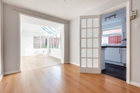 3 bedroom Semi-detached house to let in Mandarin Way, Wymans Brook, Cheltenham, GL50