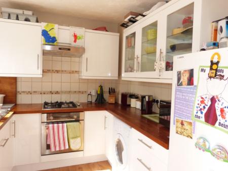 2 bedroom Terraced House to let in Hopwood Grove, Fairview, Cheltenham, GL52