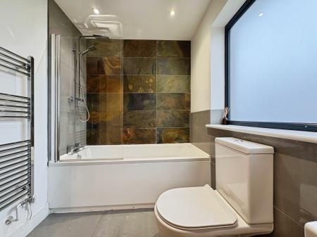 2 bedroom Terraced House to let in Grove Street, Cheltenham, GL50