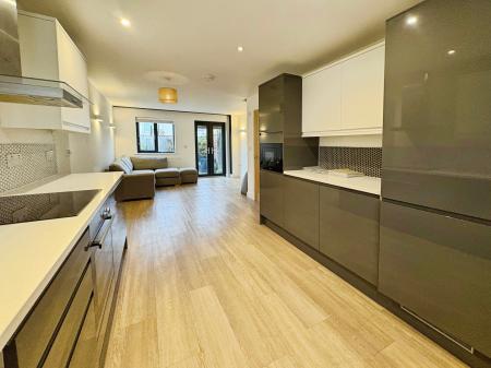 2 bedroom Terraced House to let in Grove Street, Cheltenham, GL50