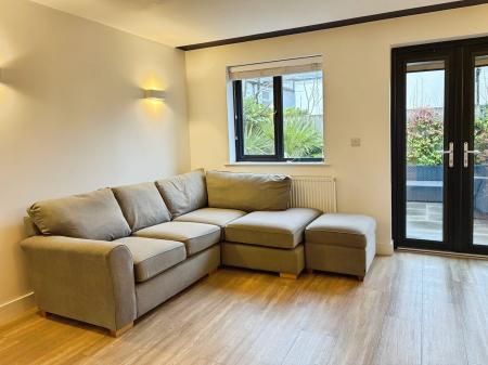 2 bedroom Terraced House to let in Grove Street, Cheltenham, GL50