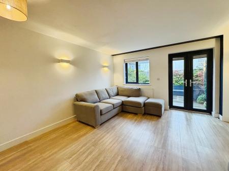 2 bedroom Terraced House to let in Grove Street, Cheltenham, GL50