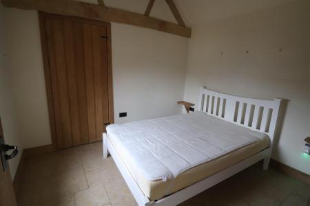 1 bedroom Flat to let in Stow Road, Alderton, GL20