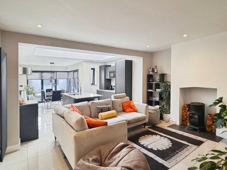 2 bedroom Terraced House to let in Fairhaven Road, Leckhampton, Cheltenham, GL53