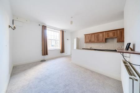 1 bedroom Studio flat to let in Lansdown Place, Cheltenham, GL50
