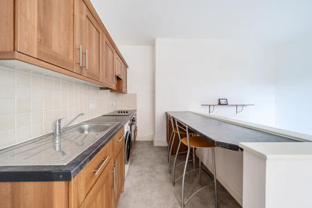 1 bedroom Studio flat to let in Lansdown Place, Cheltenham, GL50