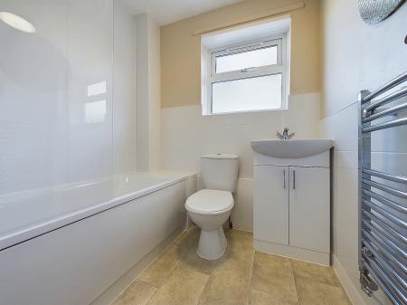 2 bedroom Flat to let in Telford Way, Saltney, CH4