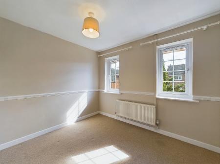 2 bedroom Flat to let in Telford Way, Saltney, CH4